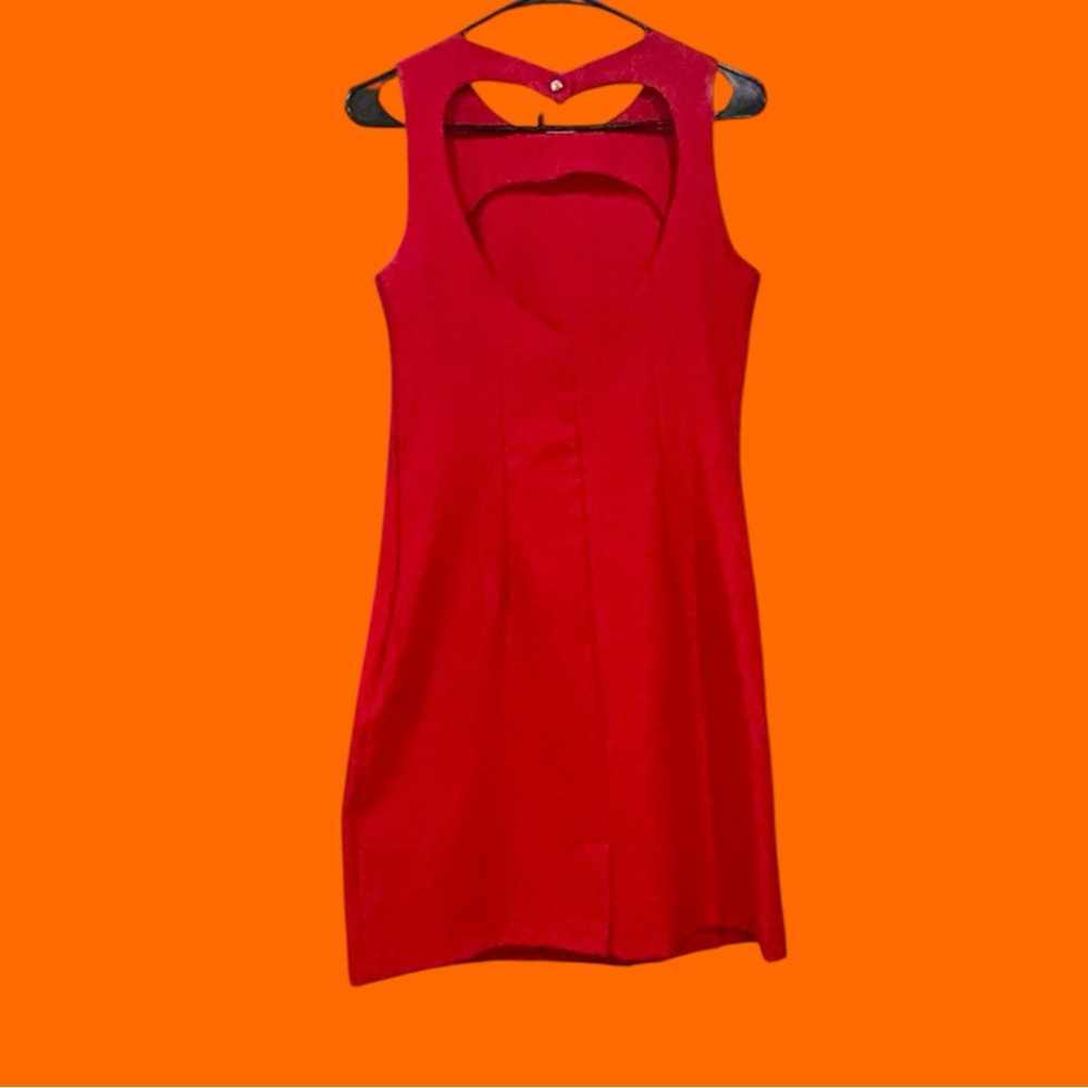 Darling back heart detail, red sleeveless dress~